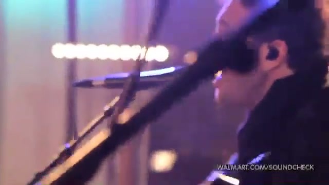 Avril Lavigne-Smile Walmart 0751