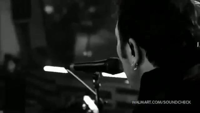 Avril Lavigne-Smile Walmart 0799