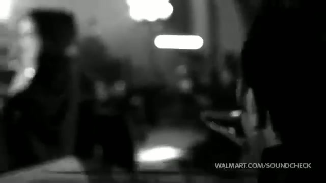 Avril Lavigne-Smile Walmart 0805