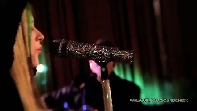 Avril Lavigne-Smile Walmart 0825