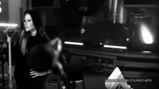 Avril Lavigne-Smile Walmart 0864