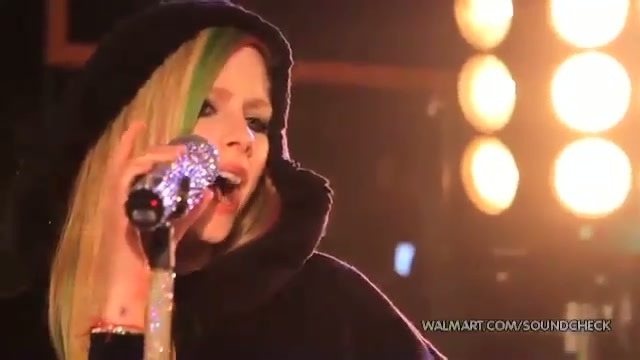 Avril Lavigne-Smile Walmart 0879