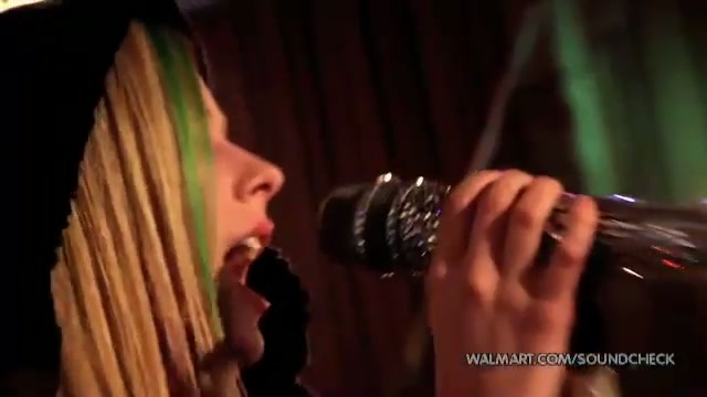Avril Lavigne-Smile Walmart 0934
