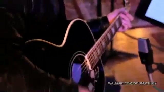 Avril Lavigne-Smile Walmart 0969