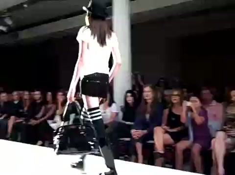 Abbey Dawn Fashion Show - Avril Lavigne 026