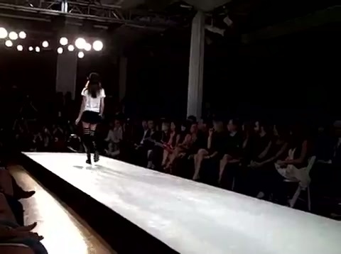 Abbey Dawn Fashion Show - Avril Lavigne 052 - Abbey Dawn New York - Fashion Show - by Avril Lavigne part1