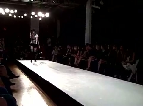 Abbey Dawn Fashion Show - Avril Lavigne 078