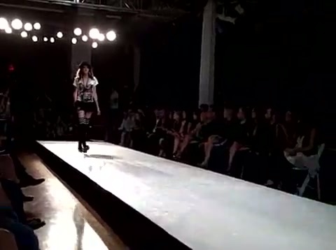 Abbey Dawn Fashion Show - Avril Lavigne 084
