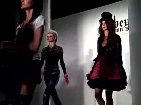Abbey Dawn Fashion Show - Avril Lavigne 425