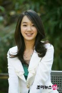 5. Park Soo Ae (Emperor of the Sea) - My top 10 korean girls