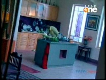 1 (86) - DILL MILL GAYYE AR HOT SCENE KAPZ