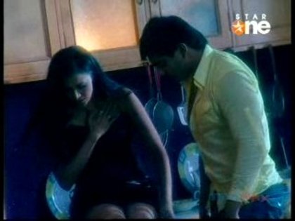 2 (14) - DILL MILL GAYYE AR HOT SCENE KAPZ