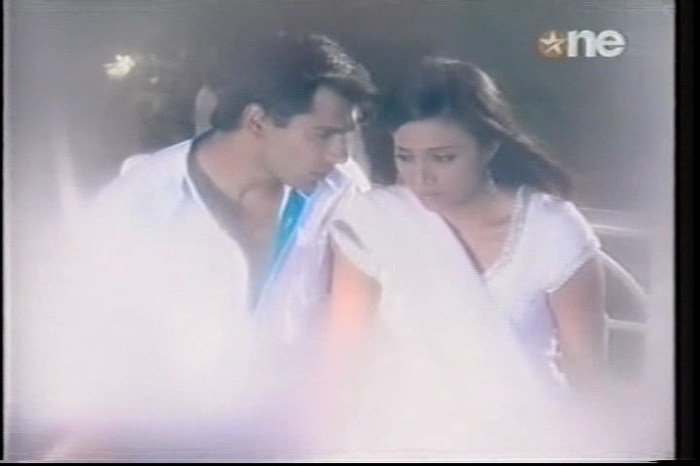 5 (83) - DILL MILL GAYYE AR WHITE SEQUENCE