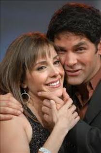 images (18) - Karyme Lozano