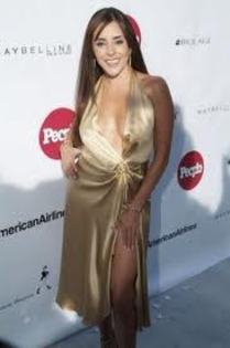 images (35) - Karyme Lozano