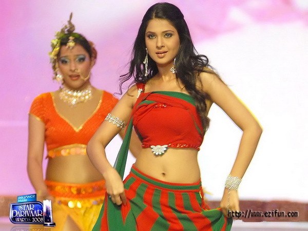 42864115_MKSZTSDNY - xxJennifer Winget-Ridhima xx