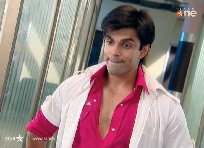 1 (22) - DILL MILL GAYYE KaSh As Arsh Hospital Scene