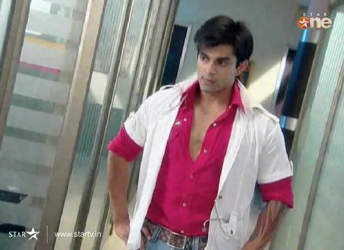 1 (27) - DILL MILL GAYYE KaSh As Arsh Hospital Scene