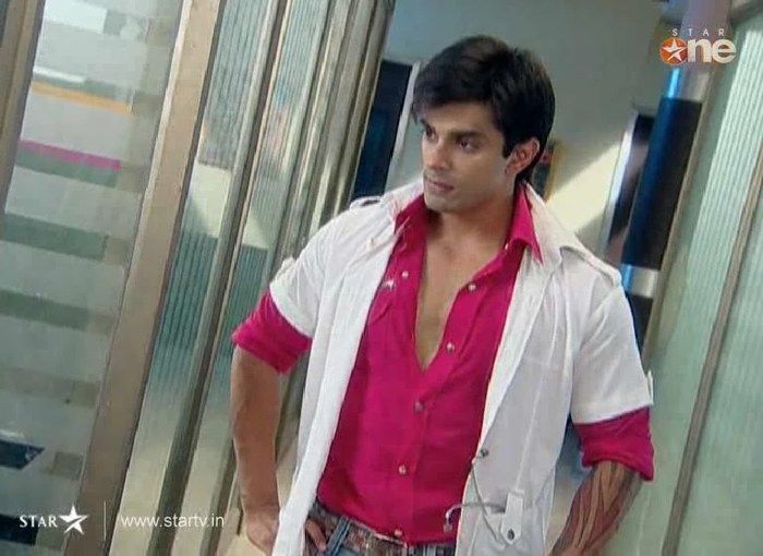 1 (29) - DILL MILL GAYYE KaSh As Arsh Hospital Scene