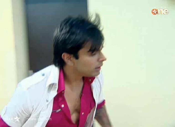 2 (75) - DILL MILL GAYYE KaSh As Arsh Hospital Scene
