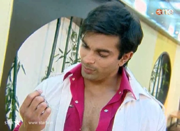 3 (34) - DILL MILL GAYYE KaSh As Arsh Hospital Scene