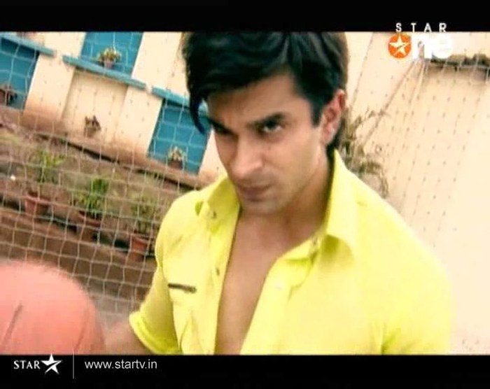 1 (49) - DILL MILL GAYYE KaSh As ArSh First Scene