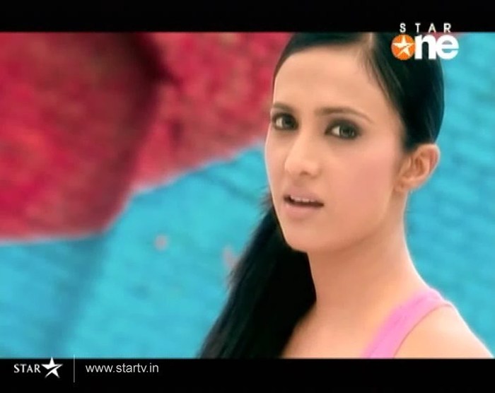 1 (56) - DILL MILL GAYYE KaSh As ArSh First Scene