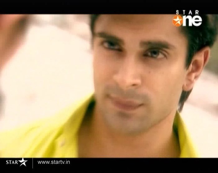 2 (18) - DILL MILL GAYYE KaSh As ArSh First Scene