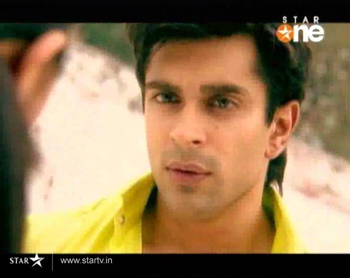 2 (34) - DILL MILL GAYYE KaSh As ArSh First Scene