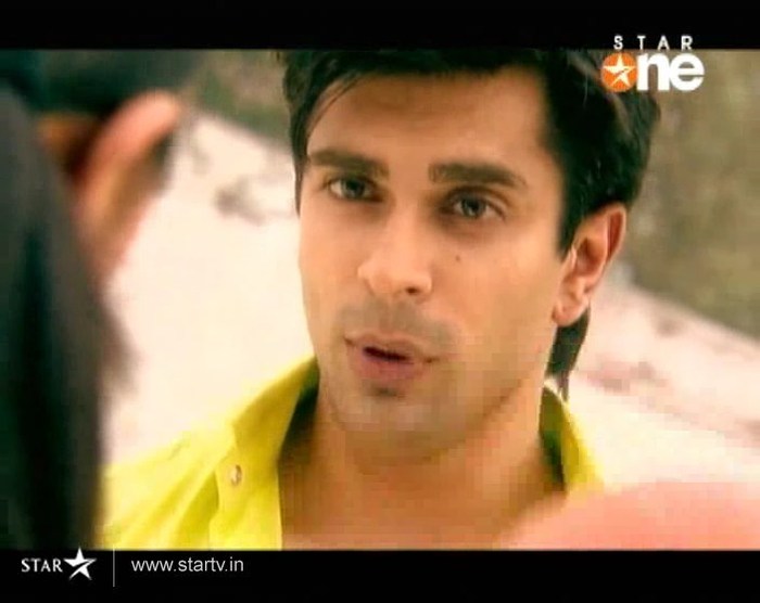 2 (37) - DILL MILL GAYYE KaSh As ArSh First Scene