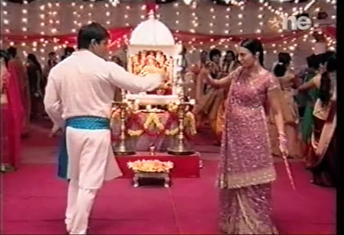 1 (20) - DILL MILL GAYYE AR Dandiya Dance Kapz