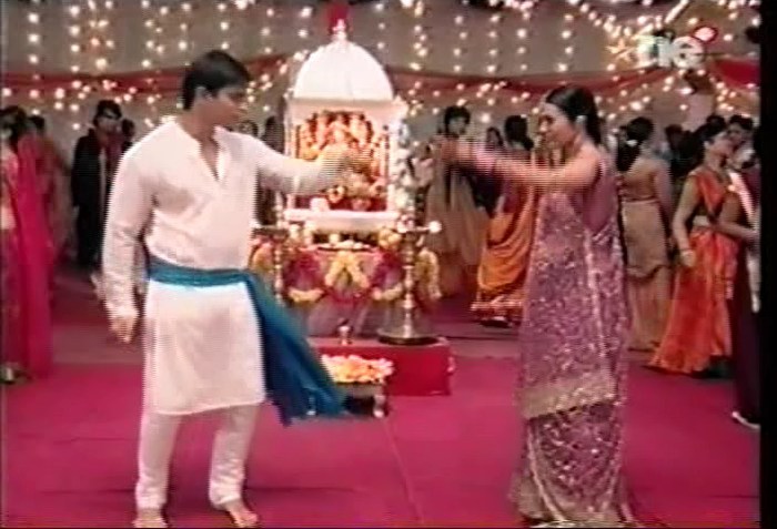 1 (22) - DILL MILL GAYYE AR Dandiya Dance Kapz