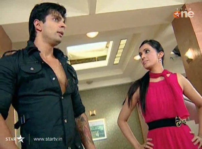 1 (51) - DILL MILL GAYYE KaSh Hotel Sequence Kapz