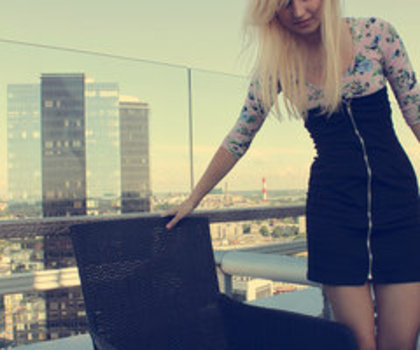 86372369_thumb - 0 a - Pentru Tinna - La Multsi Ani Diva