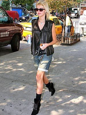 210307632_420615264_1 - 0 a - Pentru Tinna - La Multsi Ani Diva