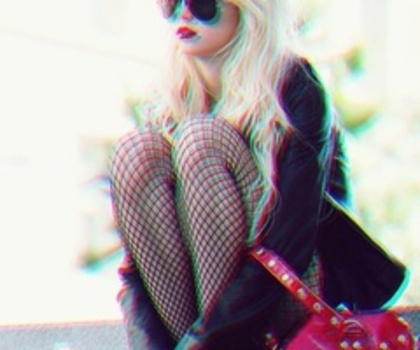 tumblr_l4mu5k1jNk1qcra91o1_400_thumb