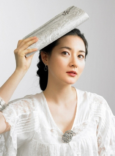 yeong-ae-lee-119514l - Lee young ae - mooolte poze