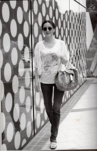 yeong-ae-lee-685667l