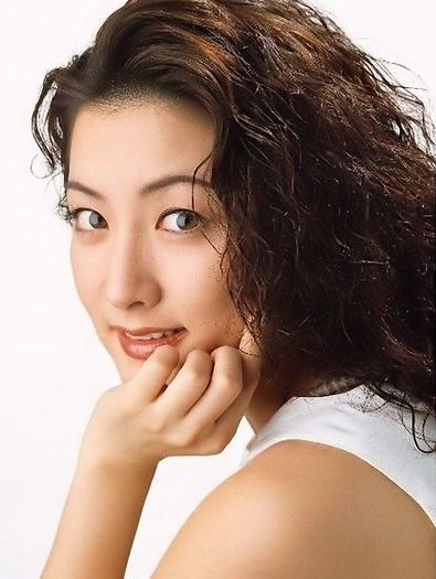 yeong-ae-lee-735397l