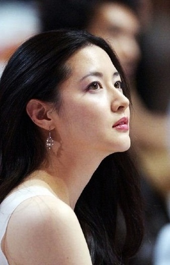 yeong-ae-lee-783019l (1)