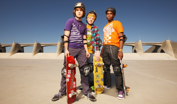 kr_ent_zekeluther_021710_header - Zeke and Luther