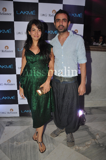 Shraddha-Nigam-and-Mayank-Anand[1] - Rahul-Mayank Anand