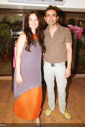 Shraddha-Nigam-Mayank-Anand[2] - Rahul-Mayank Anand