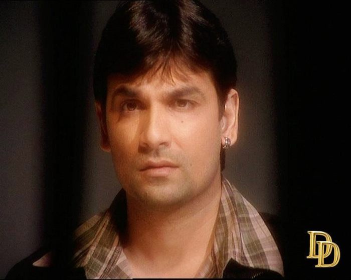 46396_1370418384410_1350240696_30844720_7242289_n - xxDarshan Dave-Sujeetxx