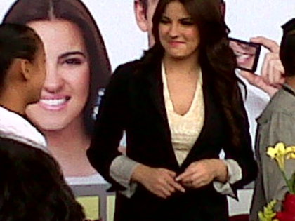 i27da - 000Maite Autograph Signing Colgate In Walmart Tepeyac Mexico - 30 July