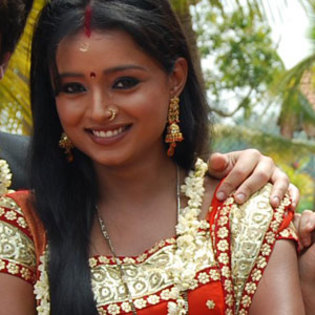 Parul[2] - Ragini-Parul Chauhan