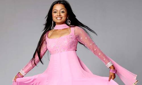 14866535_contestants_parul_chauhan_500x300_03[1]