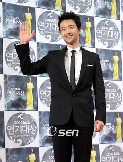 53k9aa - Bae Soo Bin - mooolte poze