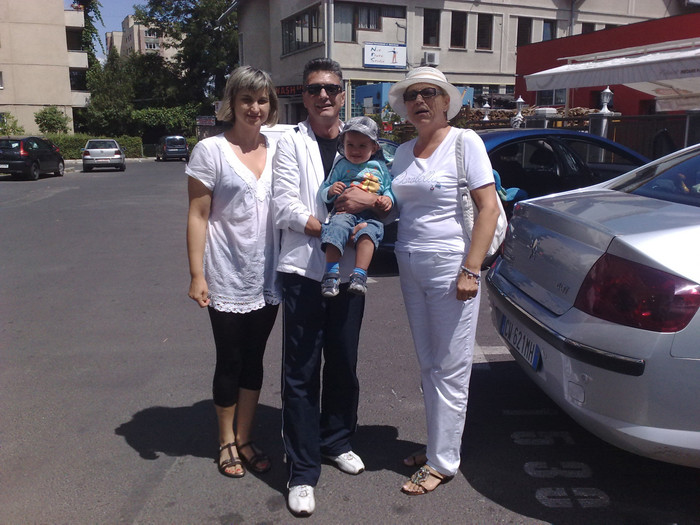 Andrei a plecat cu pàrinti la mare - andrei la brasov