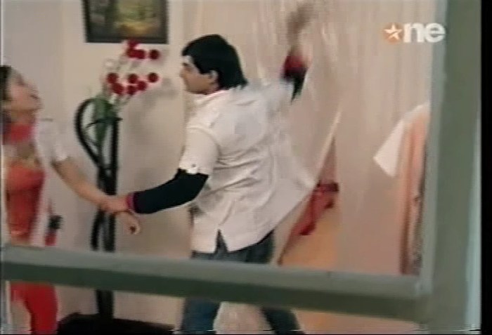 1 (6) - DILL MILL GAYYE AR After Love Confession Hot Changing Room Scene Kapz